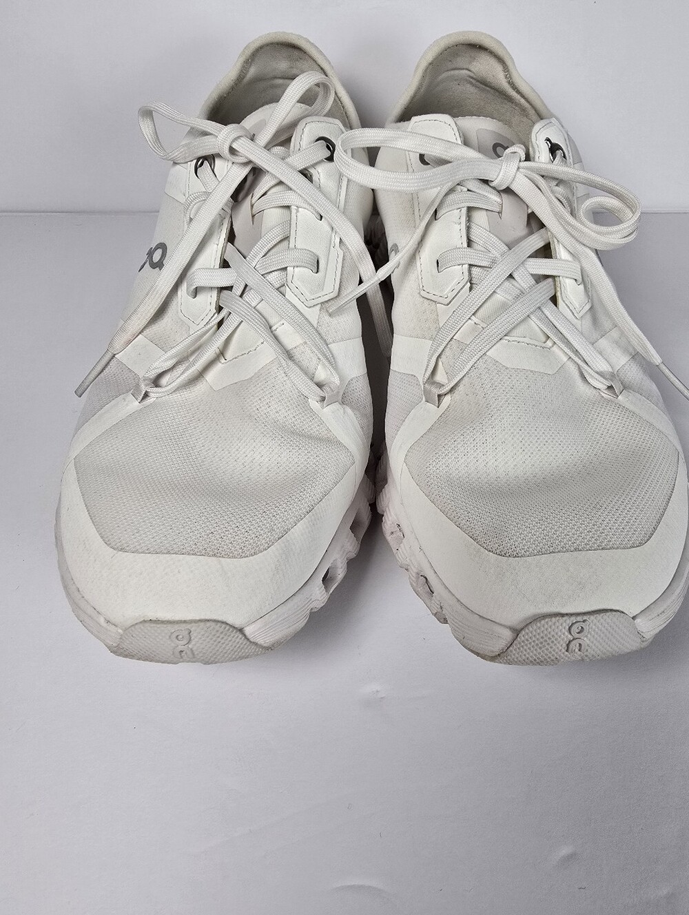 On Cloud Women’s White Lightweight Athletic Running Shoes Size 8.5 Cloud Tec - Picture 2 of 11